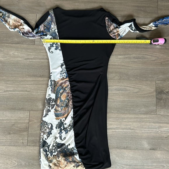 BADGLEY MISCHKA AMERICAN GLAMOUR long sleeved ruched fitted dress. Stunning - Picture 5 of 7